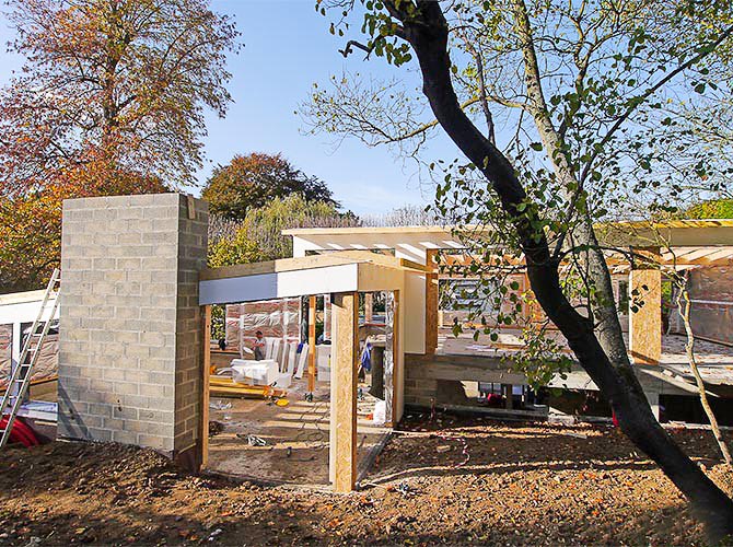 France-Maisons-idf La pose de la charpente touche à sa fin